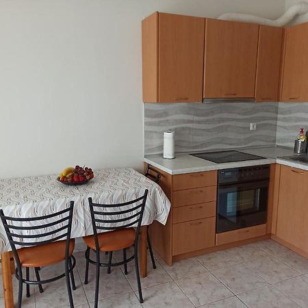 1 Bedroom Apartment In Nea Kallikrateia Kültér fotó