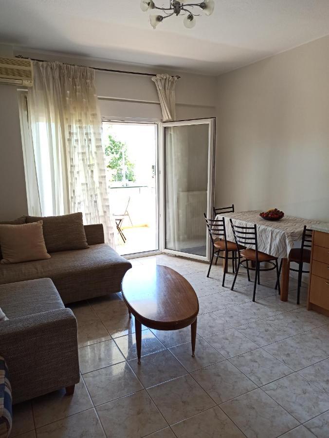 1 Bedroom Apartment In Nea Kallikrateia Kültér fotó